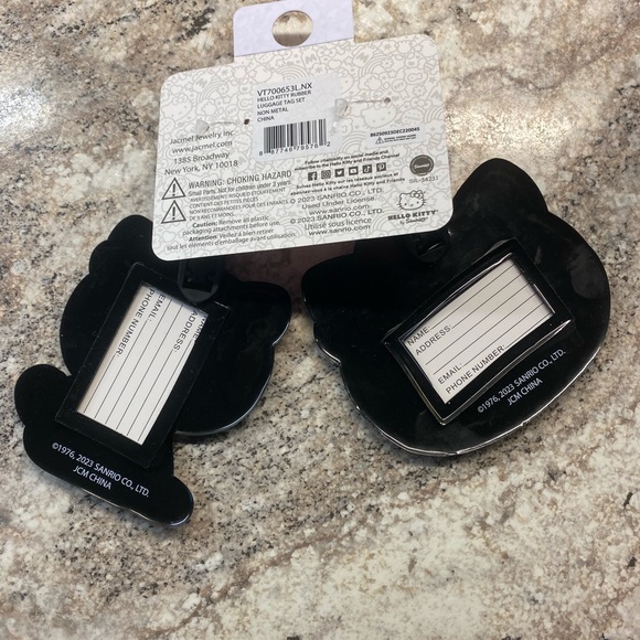 Hello Kitty Luggage Tags - Picture 2 of 2